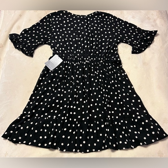 🆕 Angie Black and White Polka Dot Dress, elastic waist Women’s Med NWT - Picture 6 of 8